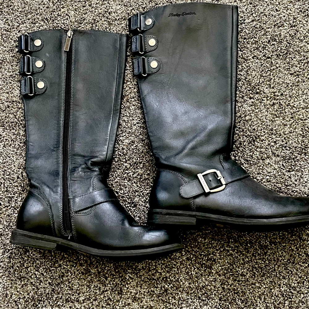 Authentic Harley Davison women boots. In great condition worn a few times